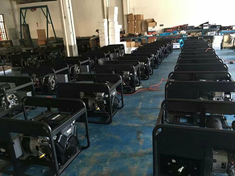 小型柴油發(fā)電機的維護配件：易損件的更換